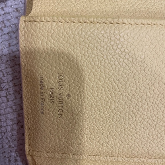 LOUIS VUITTON VICTORINE WALLET - Picture 5 of 8